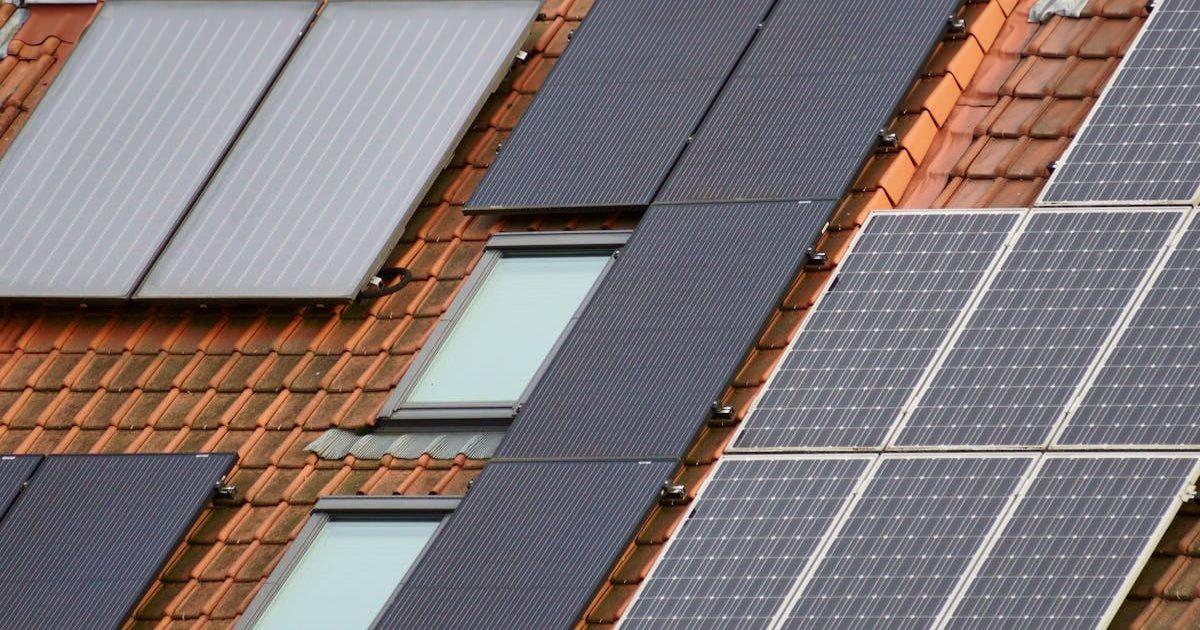 Loyer toiture solaire : combien rapporte votre bâtiment ?